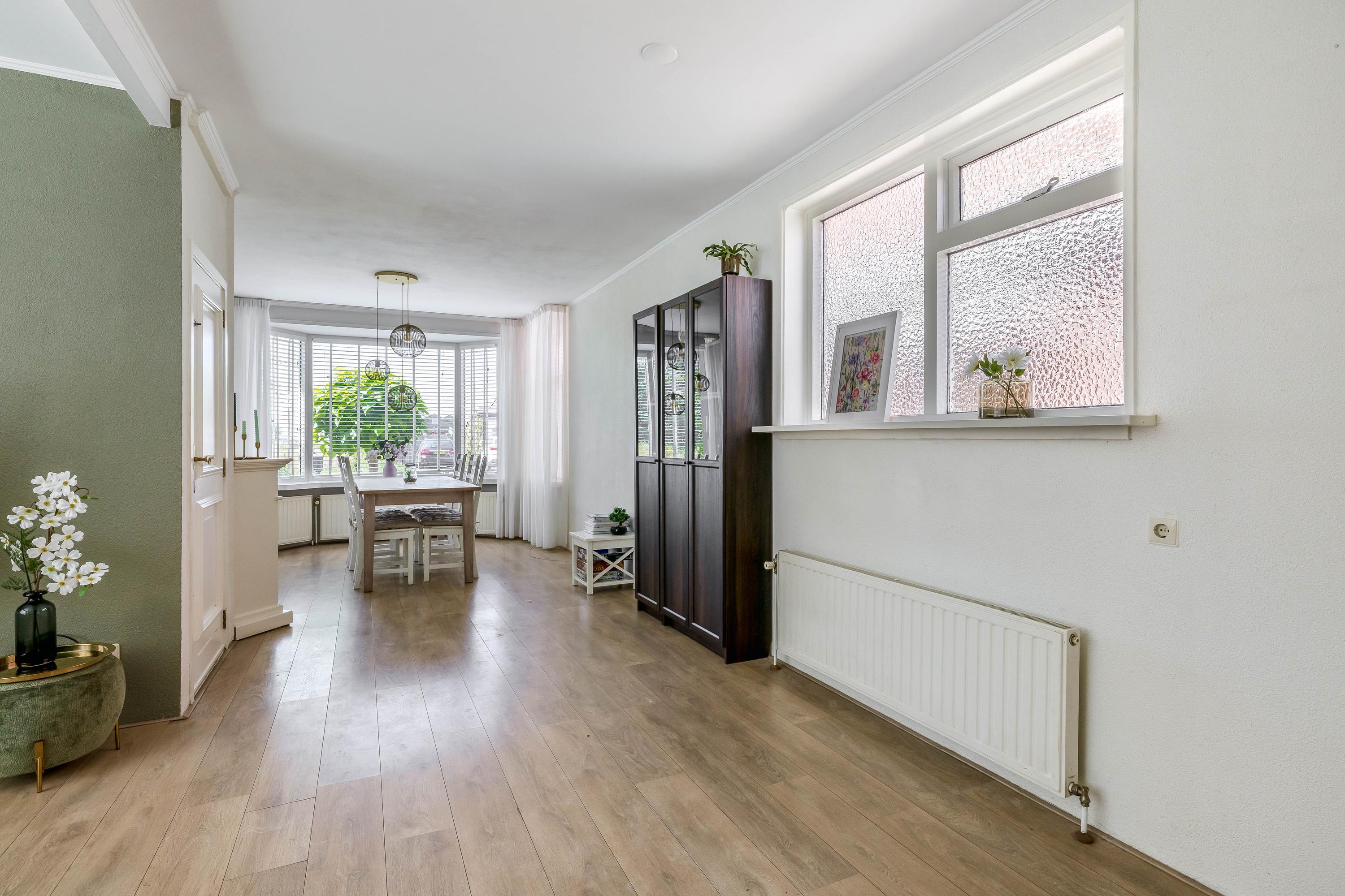 Vrijstaande woning te koop: Middenweg 123, Veendam