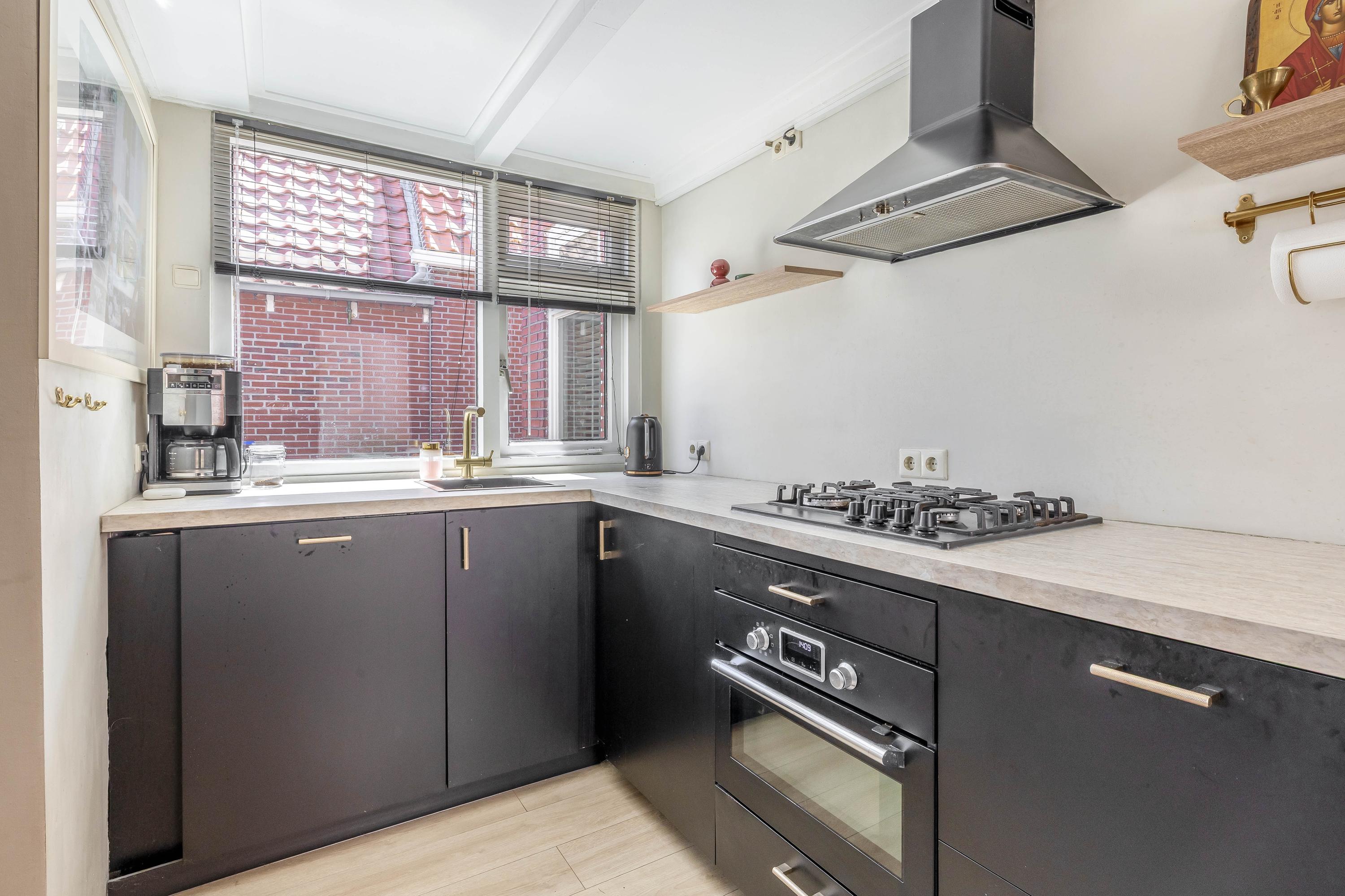 Vrijstaande woning te koop: Middenweg 123, Veendam
