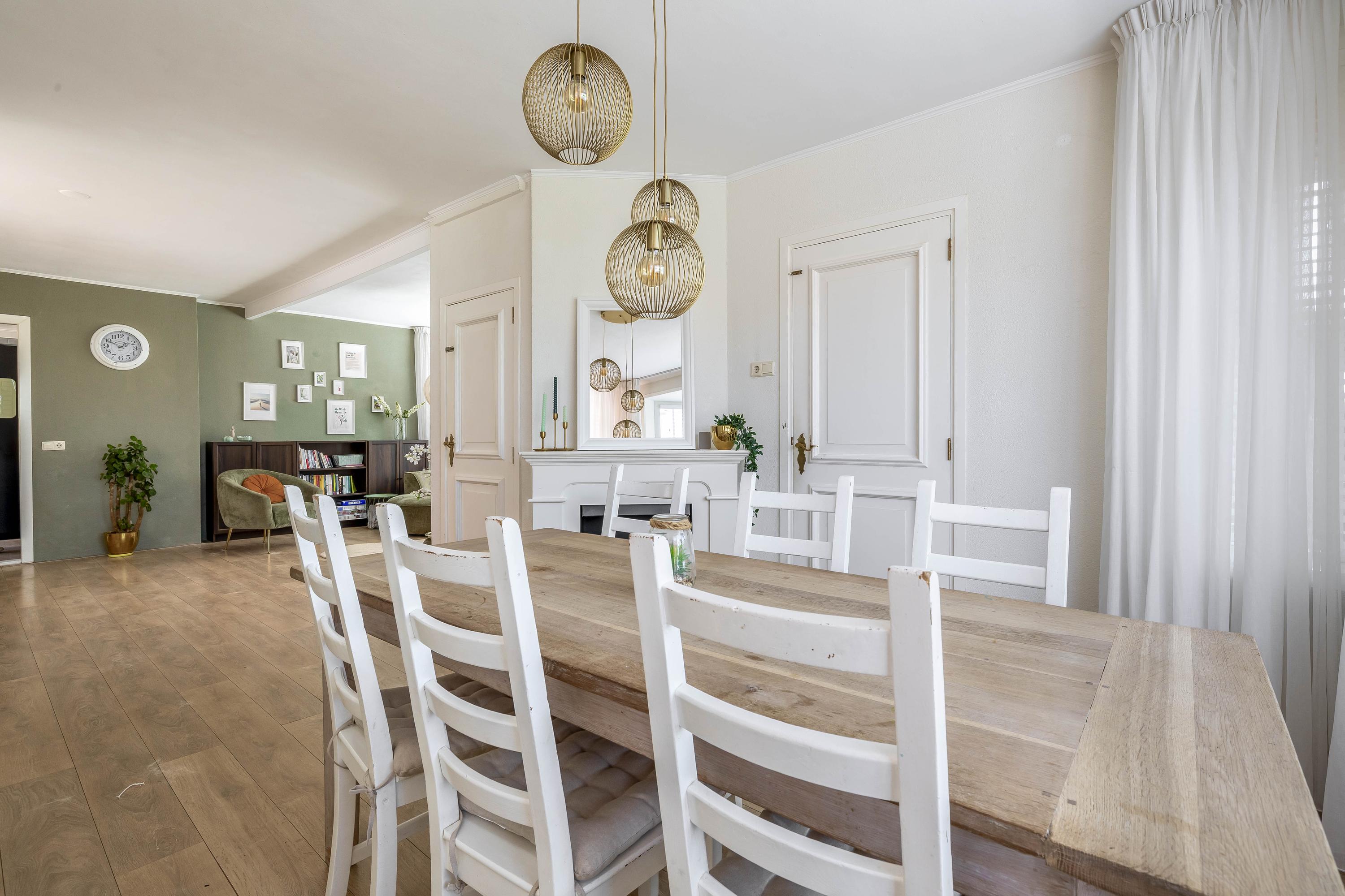 Vrijstaande woning te koop: Middenweg 123, Veendam