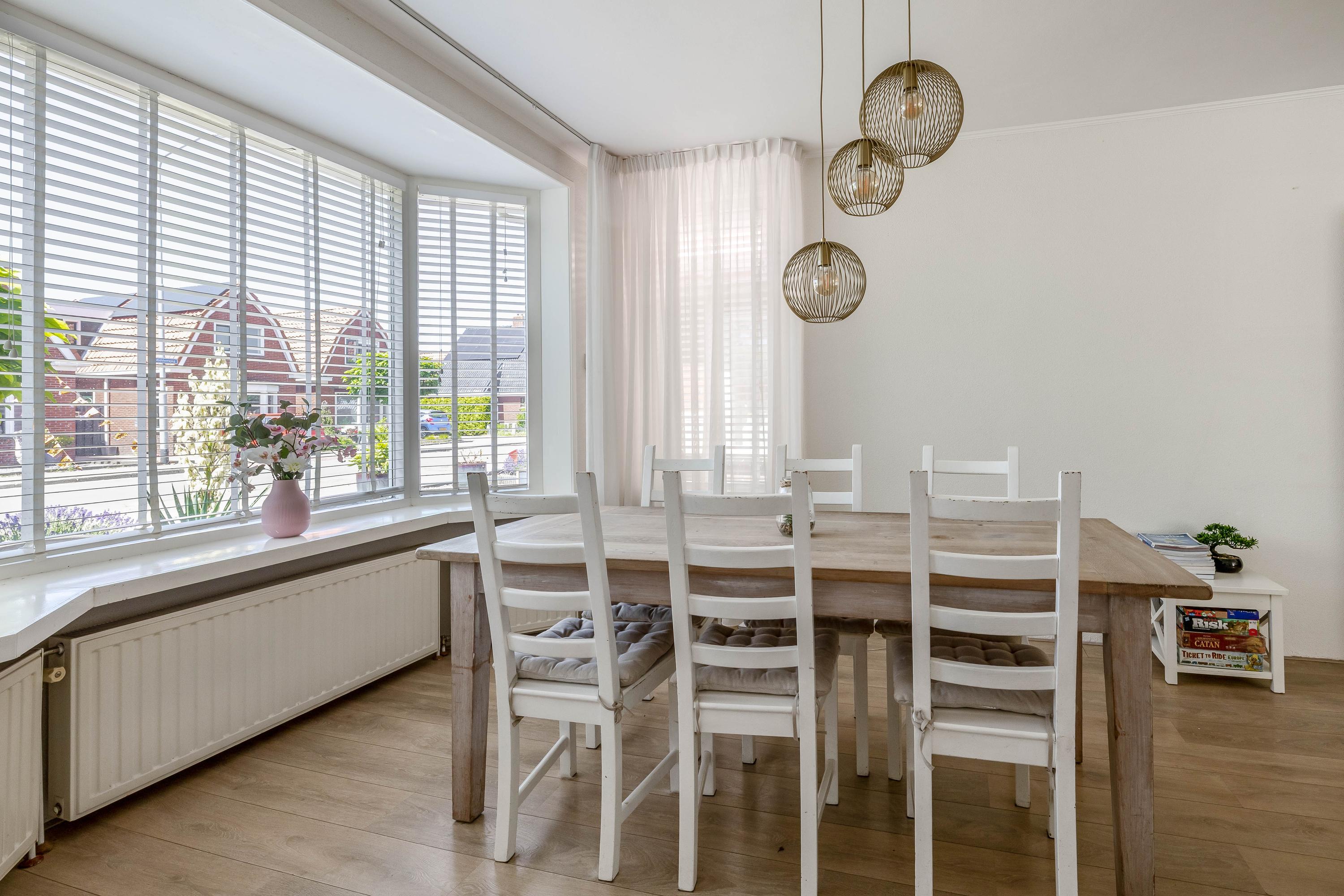 Vrijstaande woning te koop: Middenweg 123, Veendam