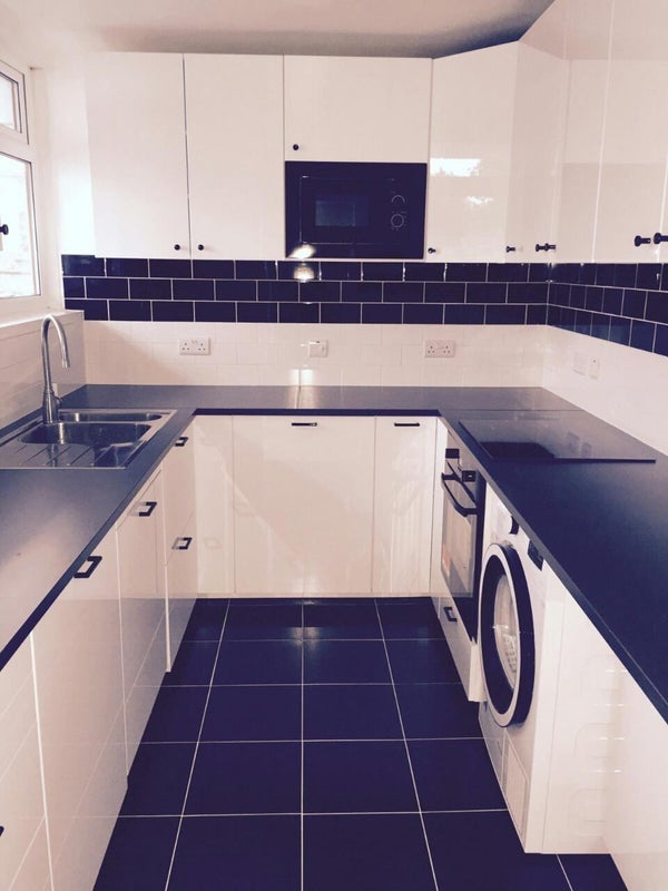 Room Walworth Road in Greater London