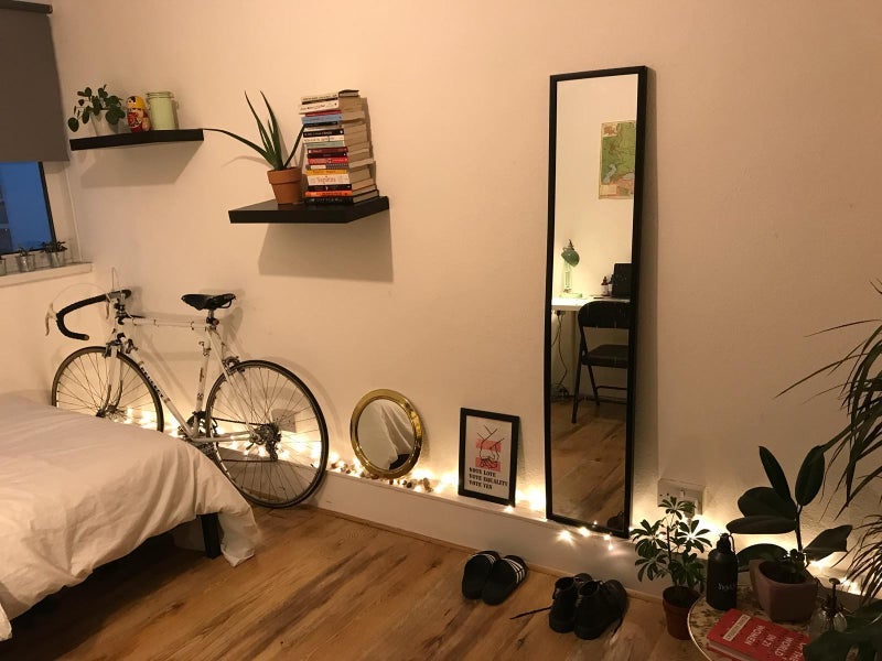 Room Walworth Road in Greater London