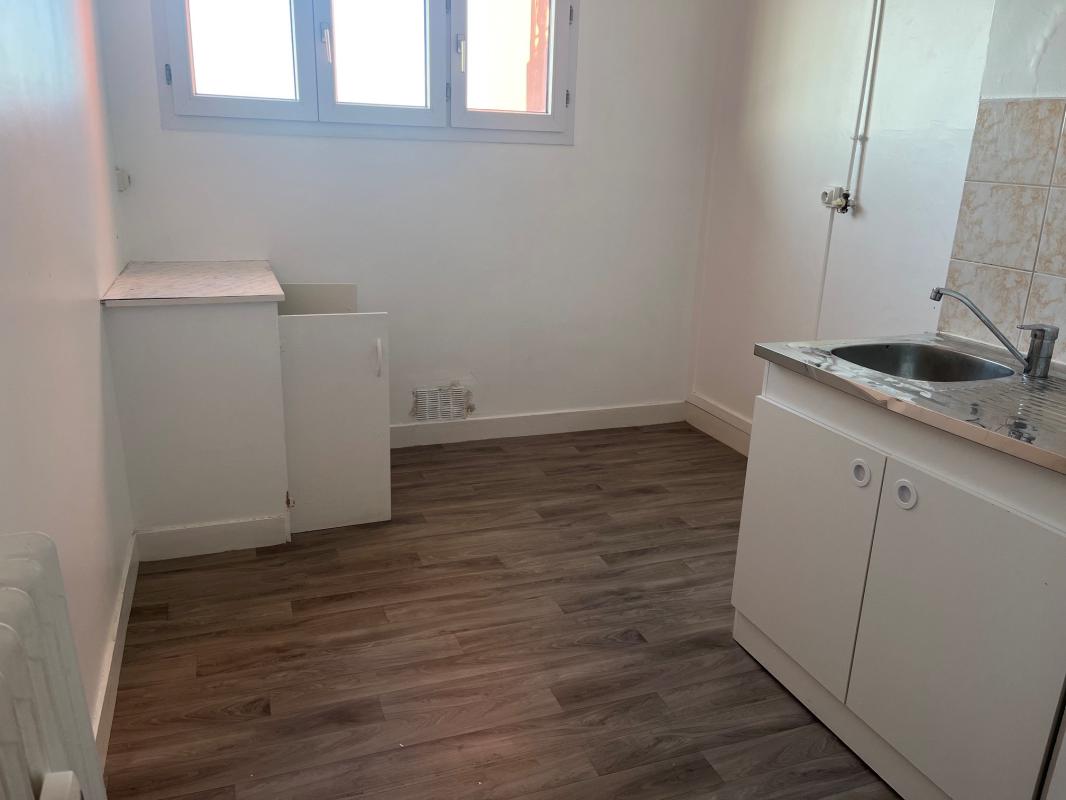 Appartement Rue Louis Hanot à Charleville-Mézières