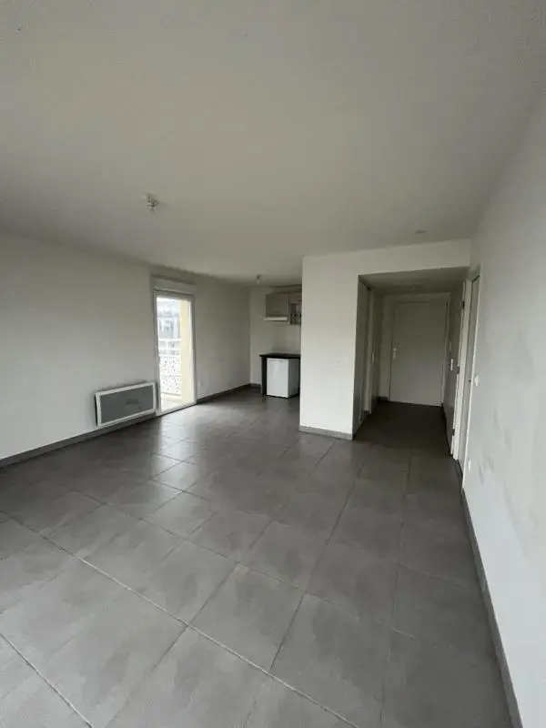 Flat Rue Louis Feraud in Arles