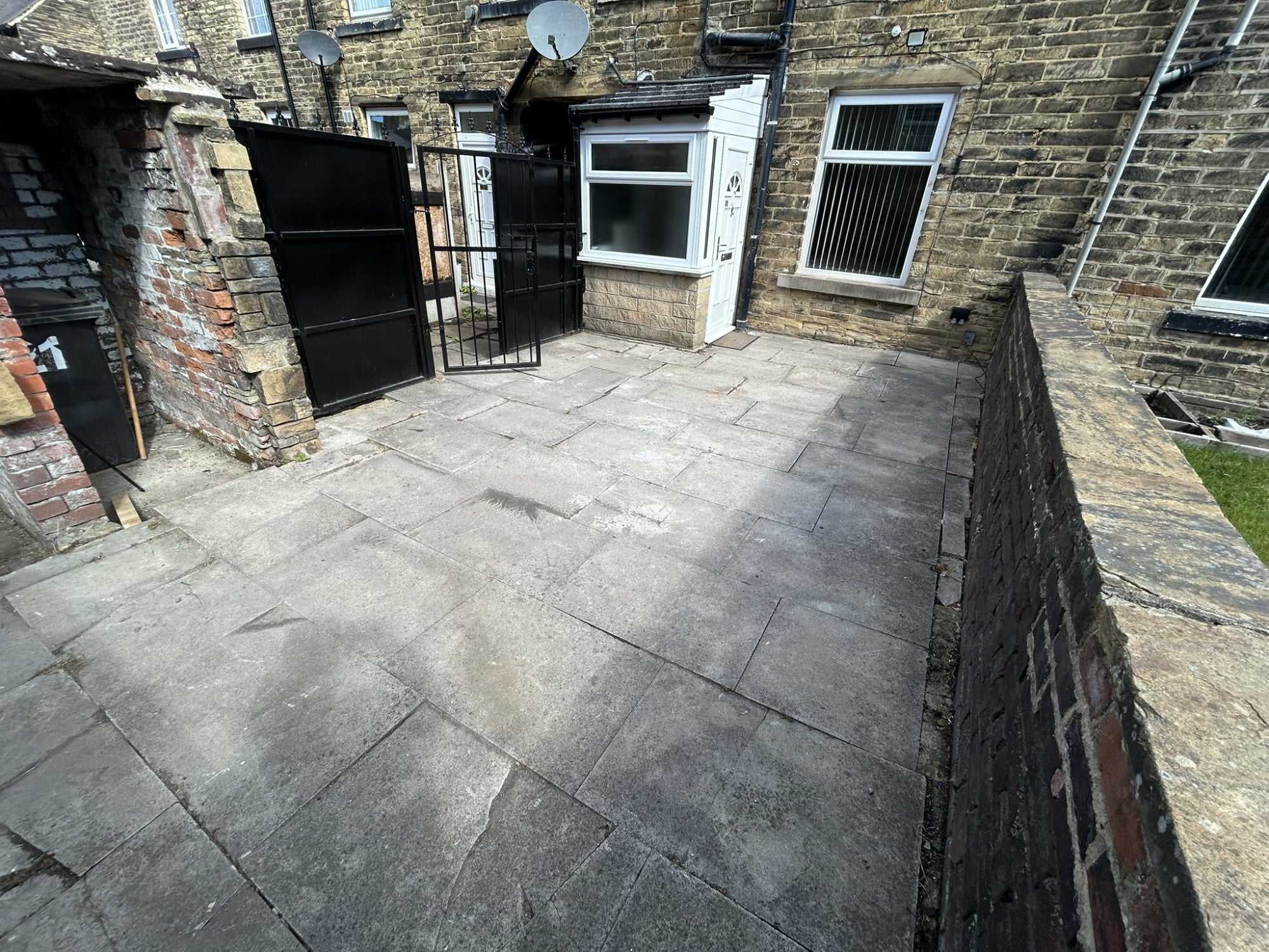 House Chellow Street in Bradford