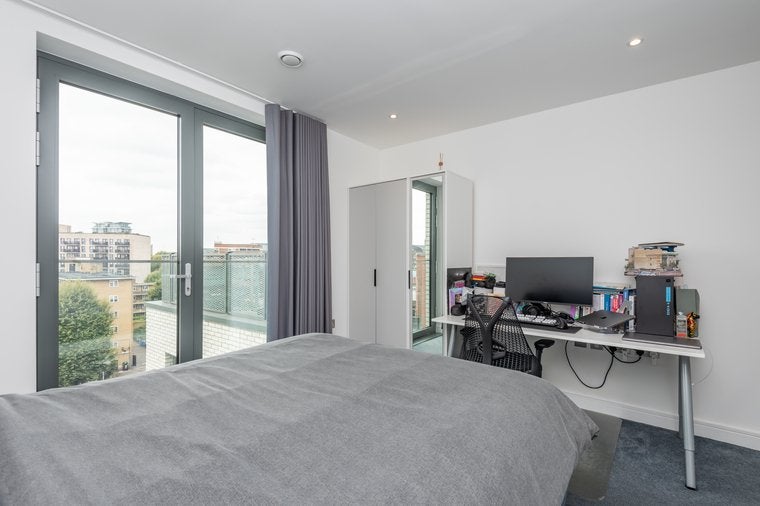 Flat Rushworth Street in Greater London