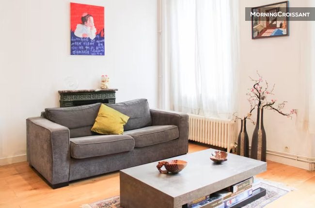Flat Rue Théophile Roussel in Paris