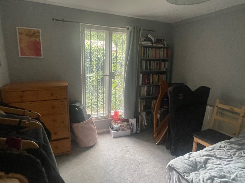 Room Keighley Close in Greater London