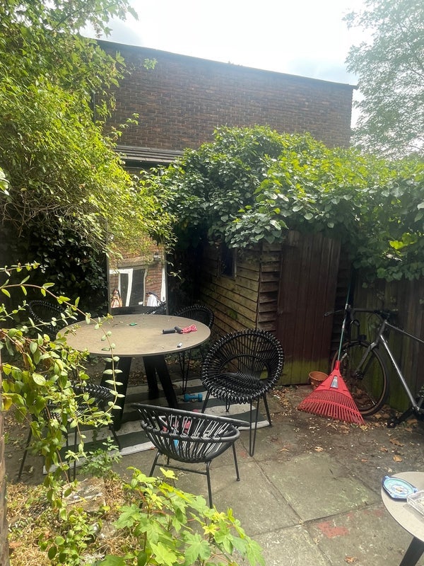 Room Keighley Close in Greater London