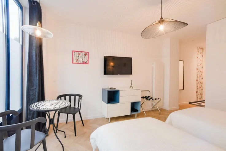 Flat Rue Lacretelle in Paris