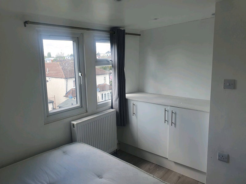 Room Parson's Mead in Greater London