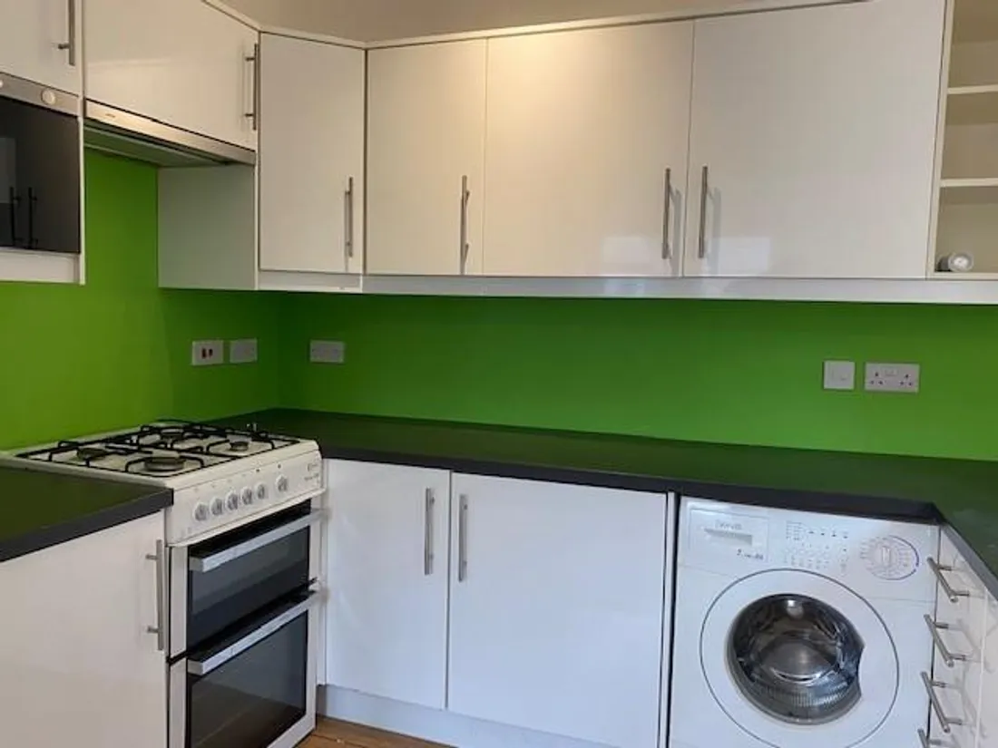 Flat Beresford Road in Cardiff