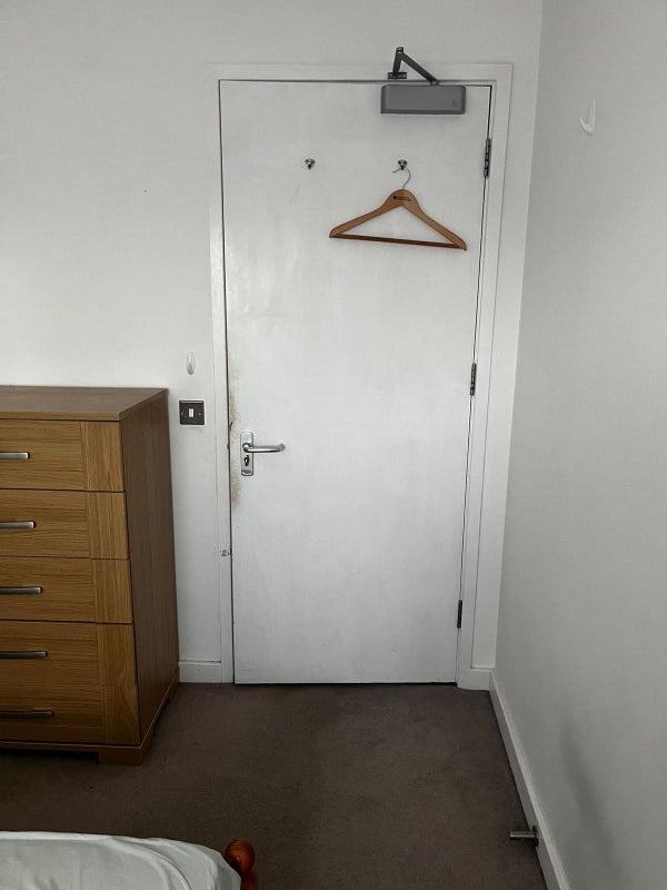 Room High Street in Greater London