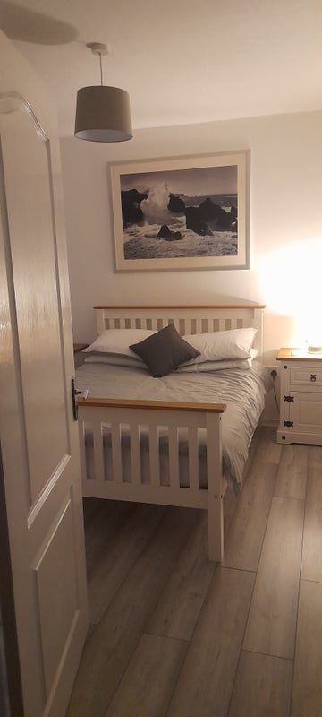 Room Bamburgh Crescent in North Tyneside