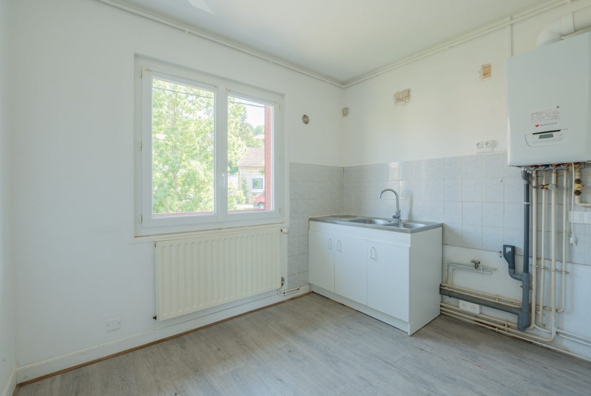 Appartement Rue Du Chambon à La Monnerie-le-Montel