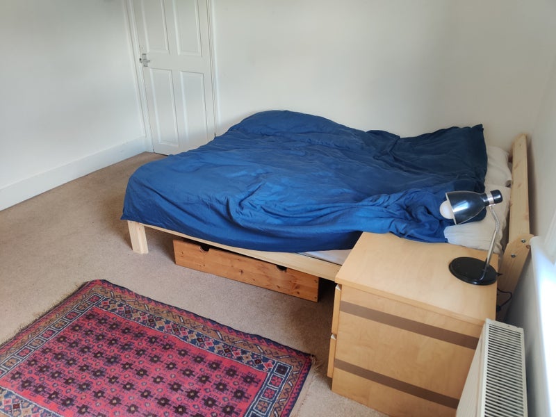 Room Frobisher Street in Greater London
