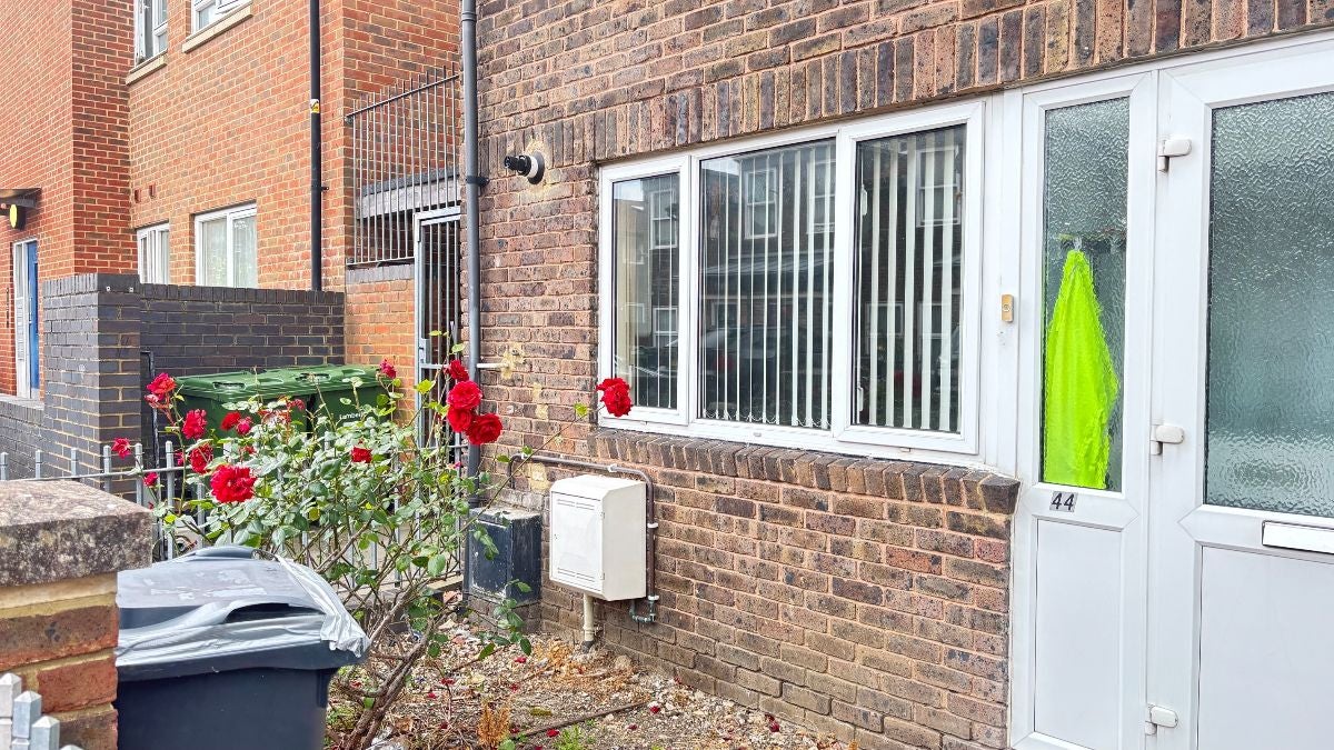 Room Corry Drive in Greater London