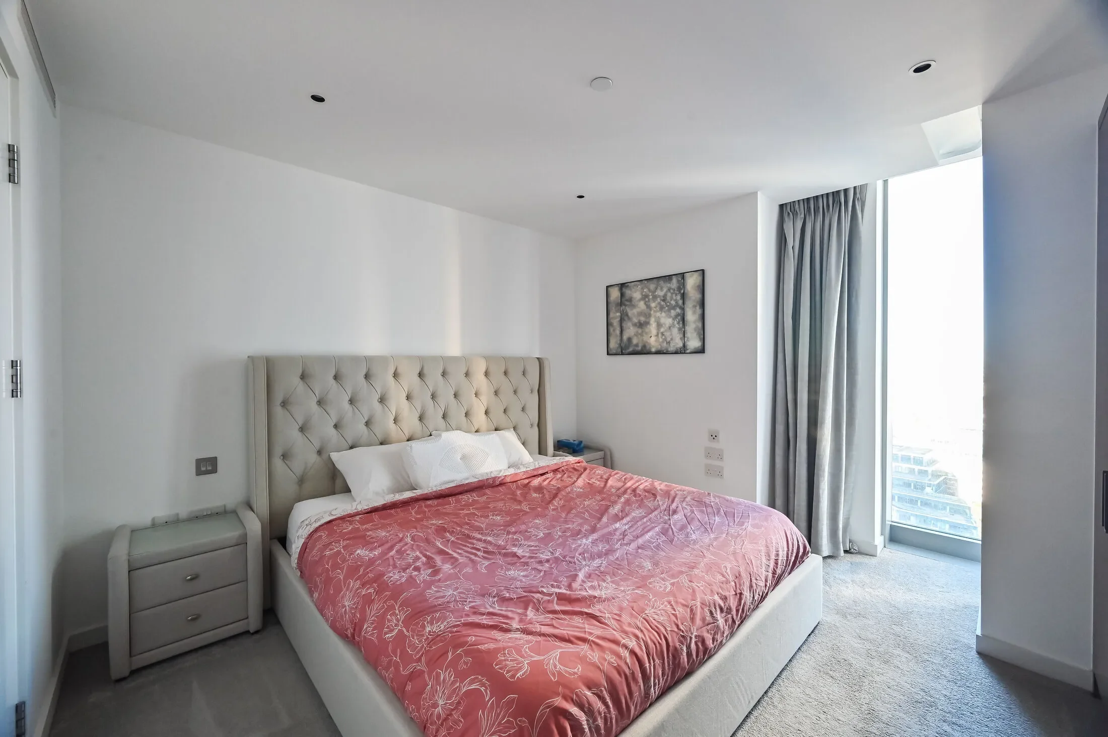 Flat Harbour Exchange Square in Greater London