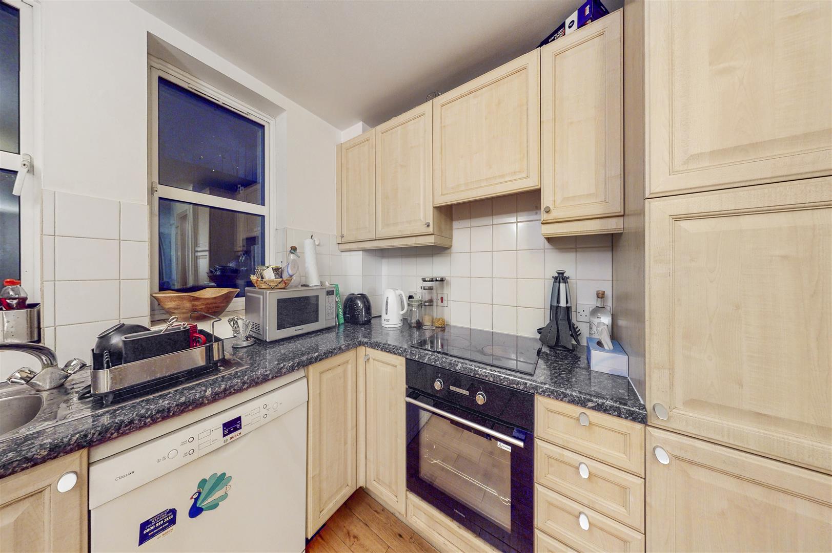 Flat Shacklewell Street in Greater London