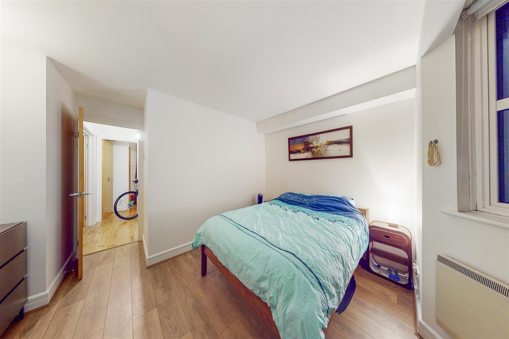 Flat Shacklewell Street in Greater London