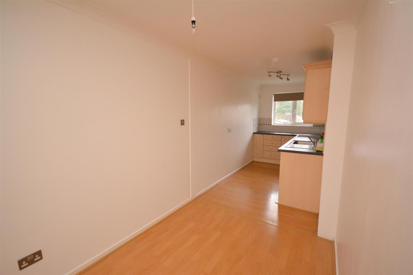 Flat Goodall Close in Rainham