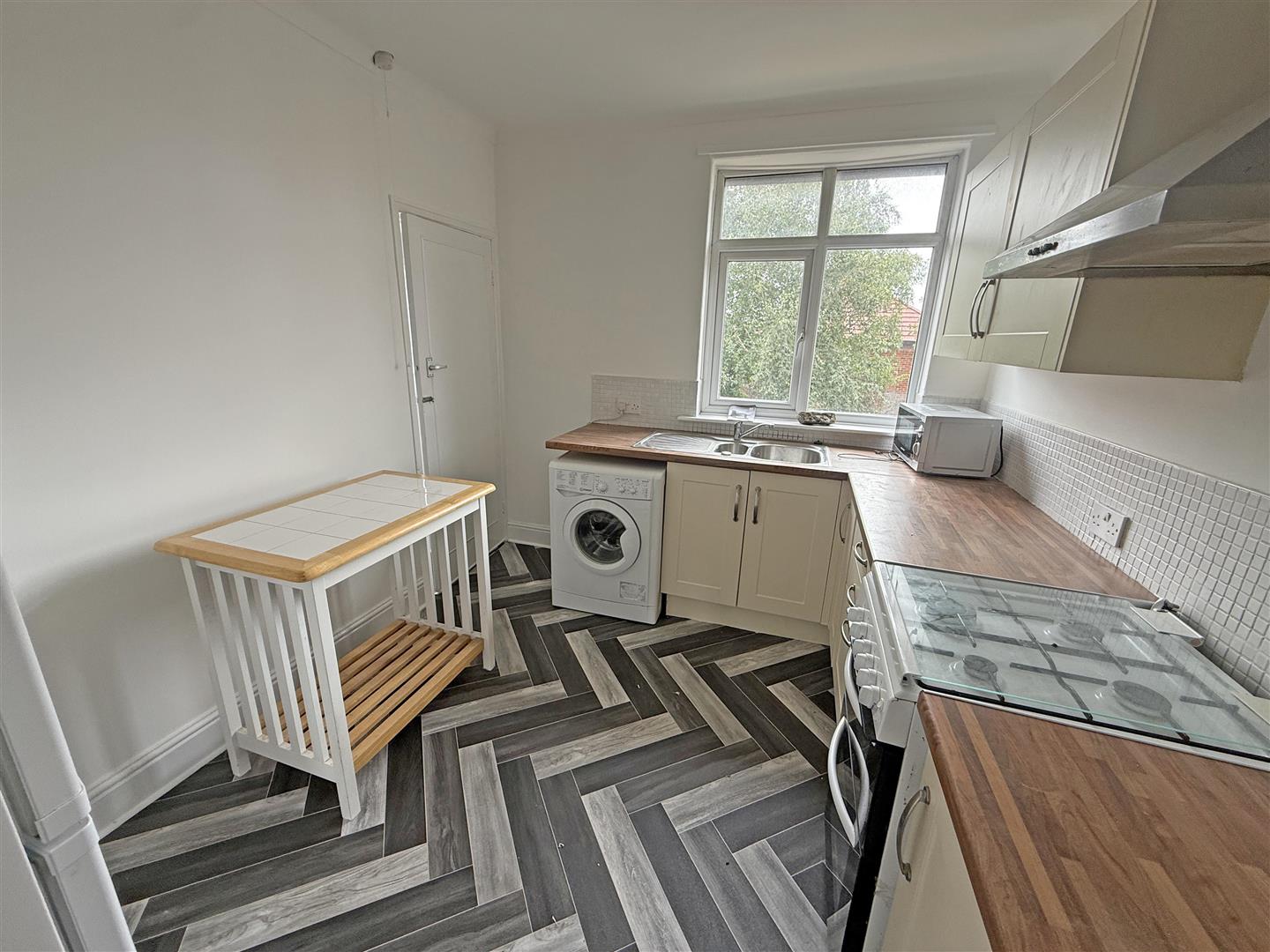 Flat Wych Elm Crescent in Newcastle upon Tyne