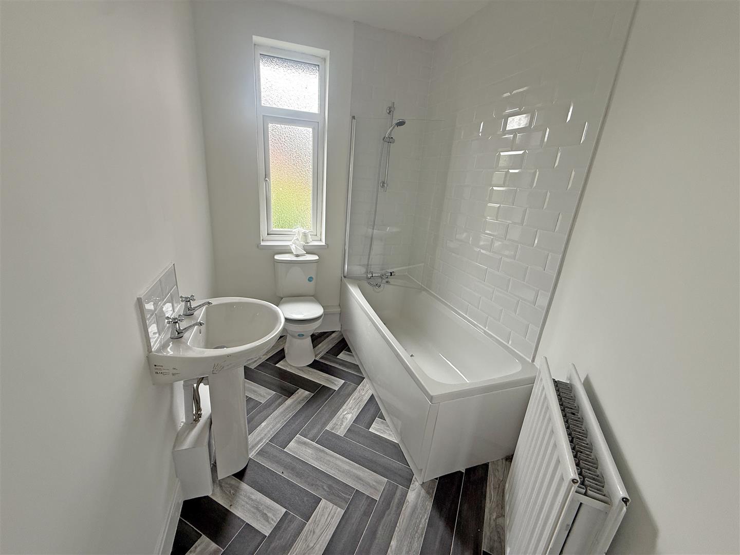 Flat Wych Elm Crescent in Newcastle upon Tyne