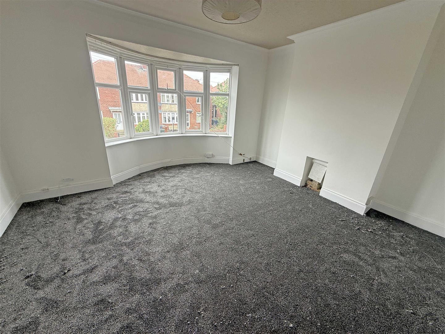 Flat Wych Elm Crescent in Newcastle upon Tyne