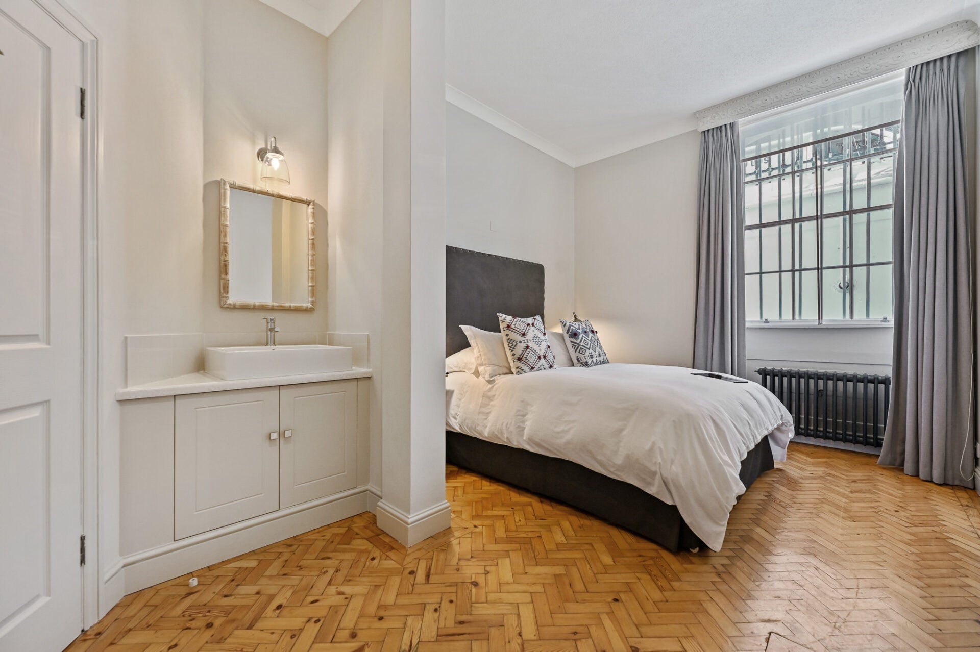 Flat Harley Street in City of Westminster