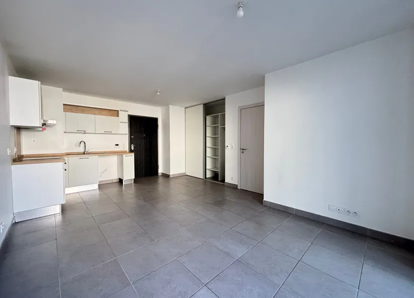 Flat Boulevard Victor Hugo in Gretz-Armainvilliers