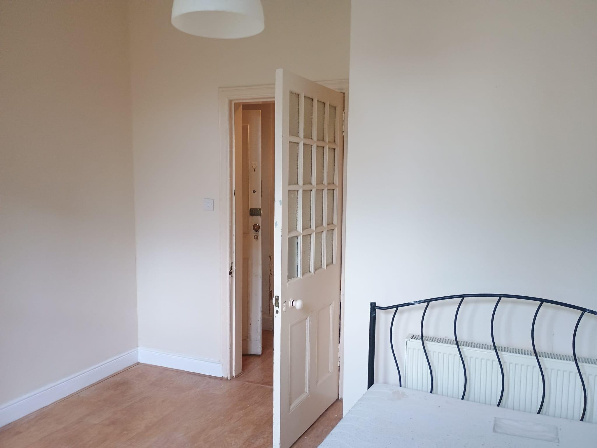 Flat Irvine Place in Stirling