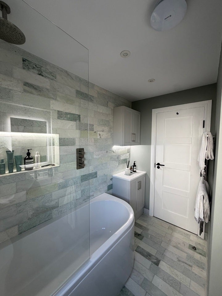 Room Barham Road in Greater London