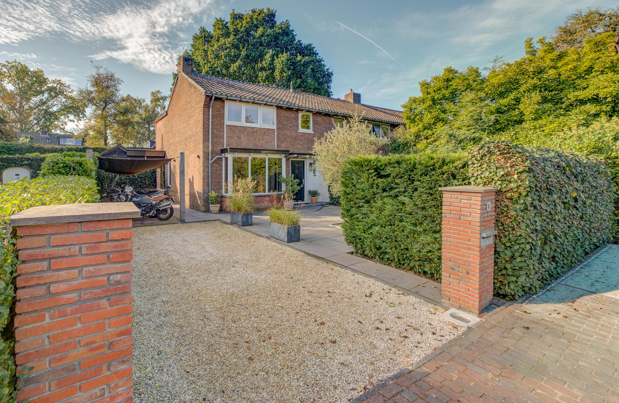 Huis Frans Langeveldlaan 16 in Laren