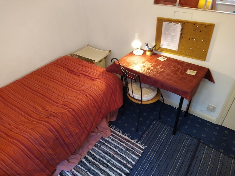 Room Portnall Road in City of Westminster