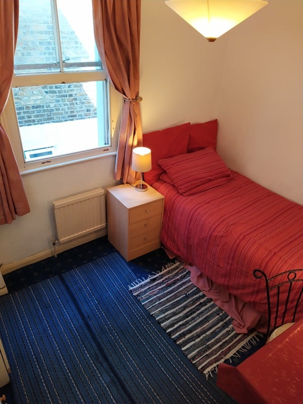 Room Portnall Road in City of Westminster