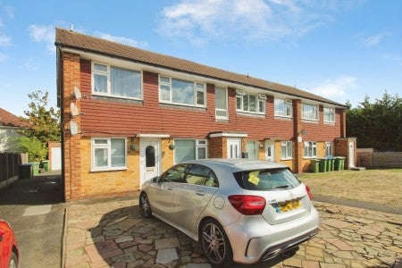 Flat Harvel Crescent in Greater London