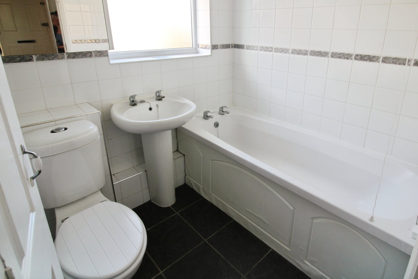 Flat Harvel Crescent in Greater London