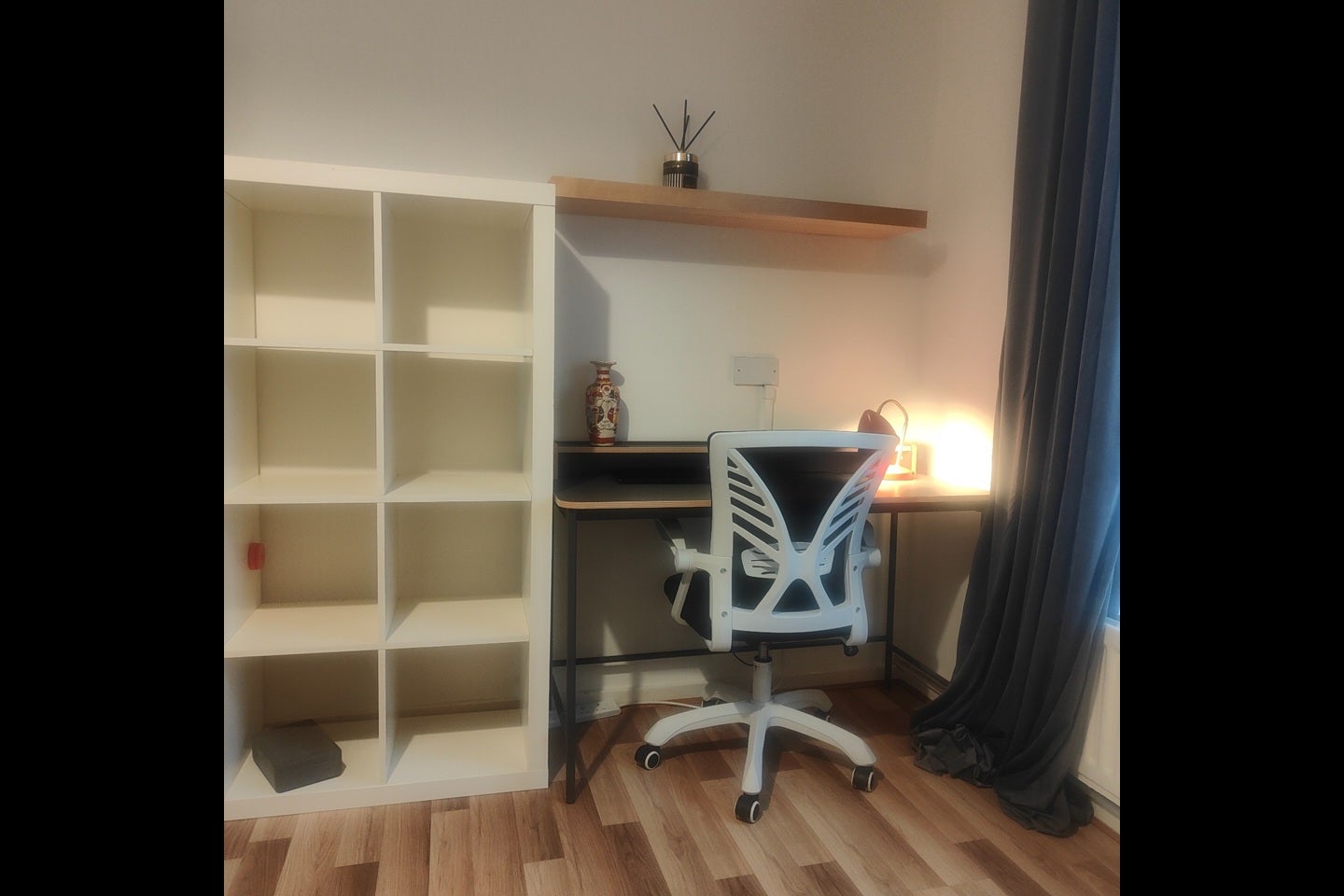 Room Dolland Street in Greater London