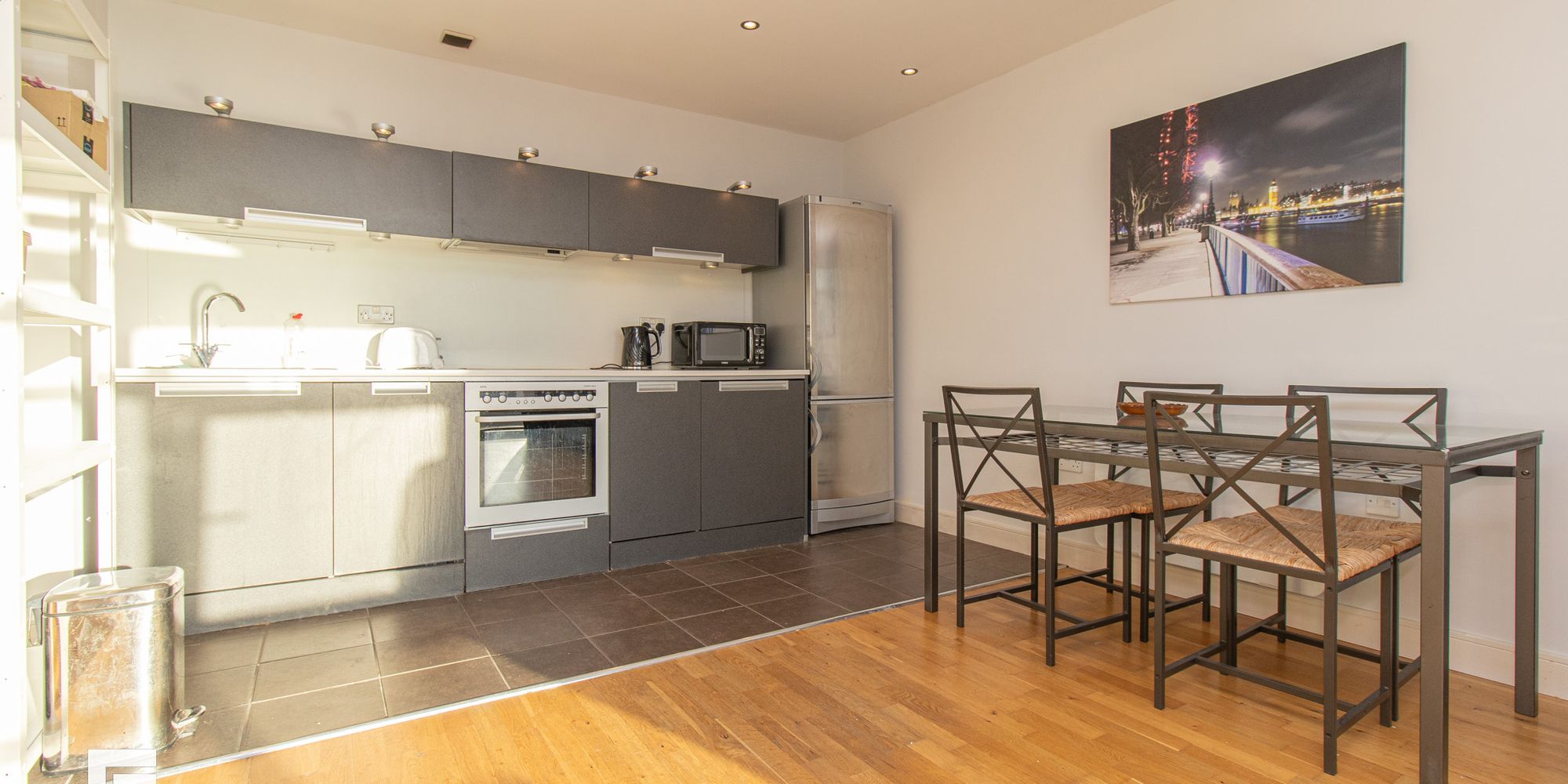 Flat Bute Terrace in Cardiff