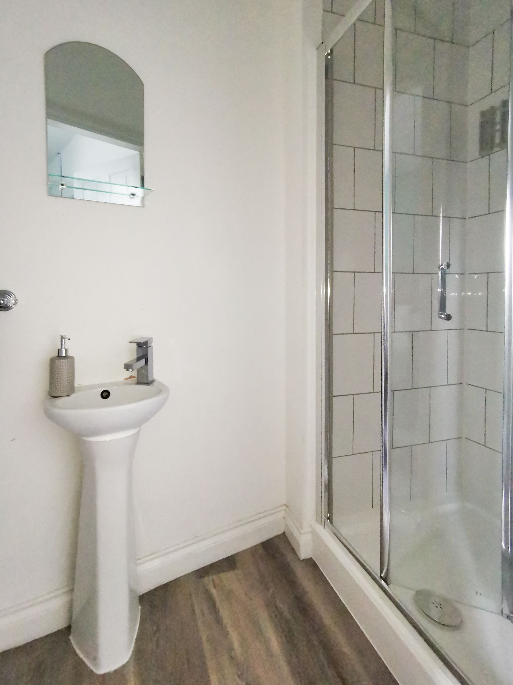 Room Hungerford Road in Crewe