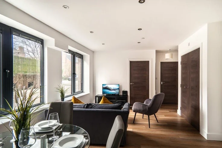 Flat Talbot Road in Trafford