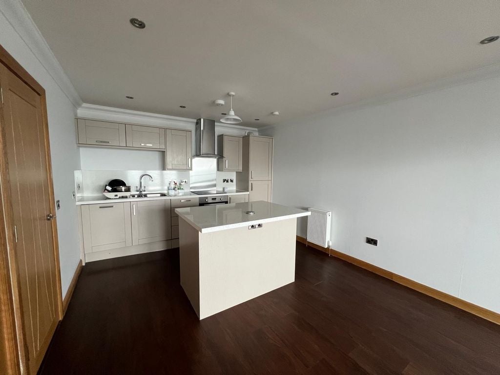 Flat Esplanade in Kirkcaldy