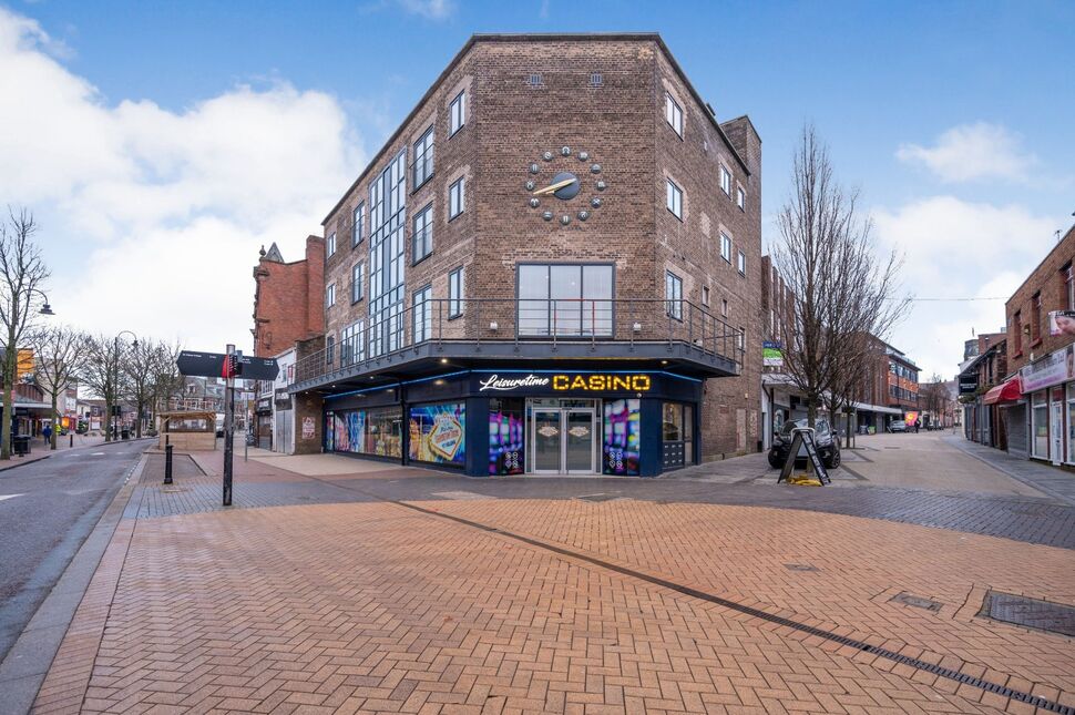 Flat Barrow Street in St Helens