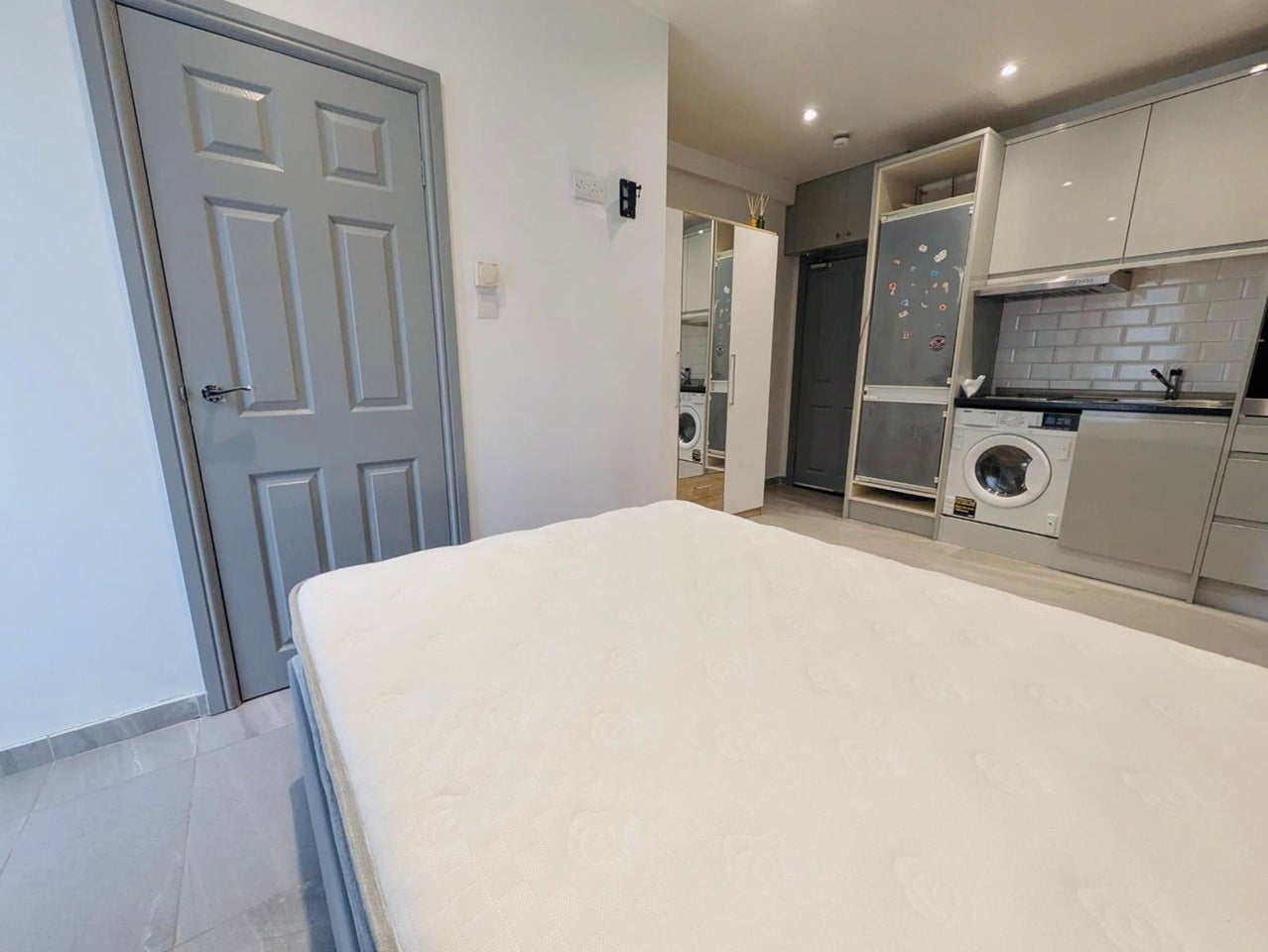 Room Archway Road in Greater London