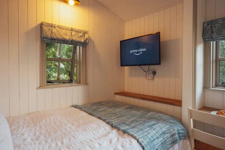 Room West Lane in Nolton Haven