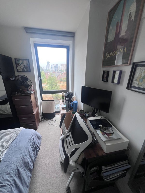 Room Lindfield Street in Greater London