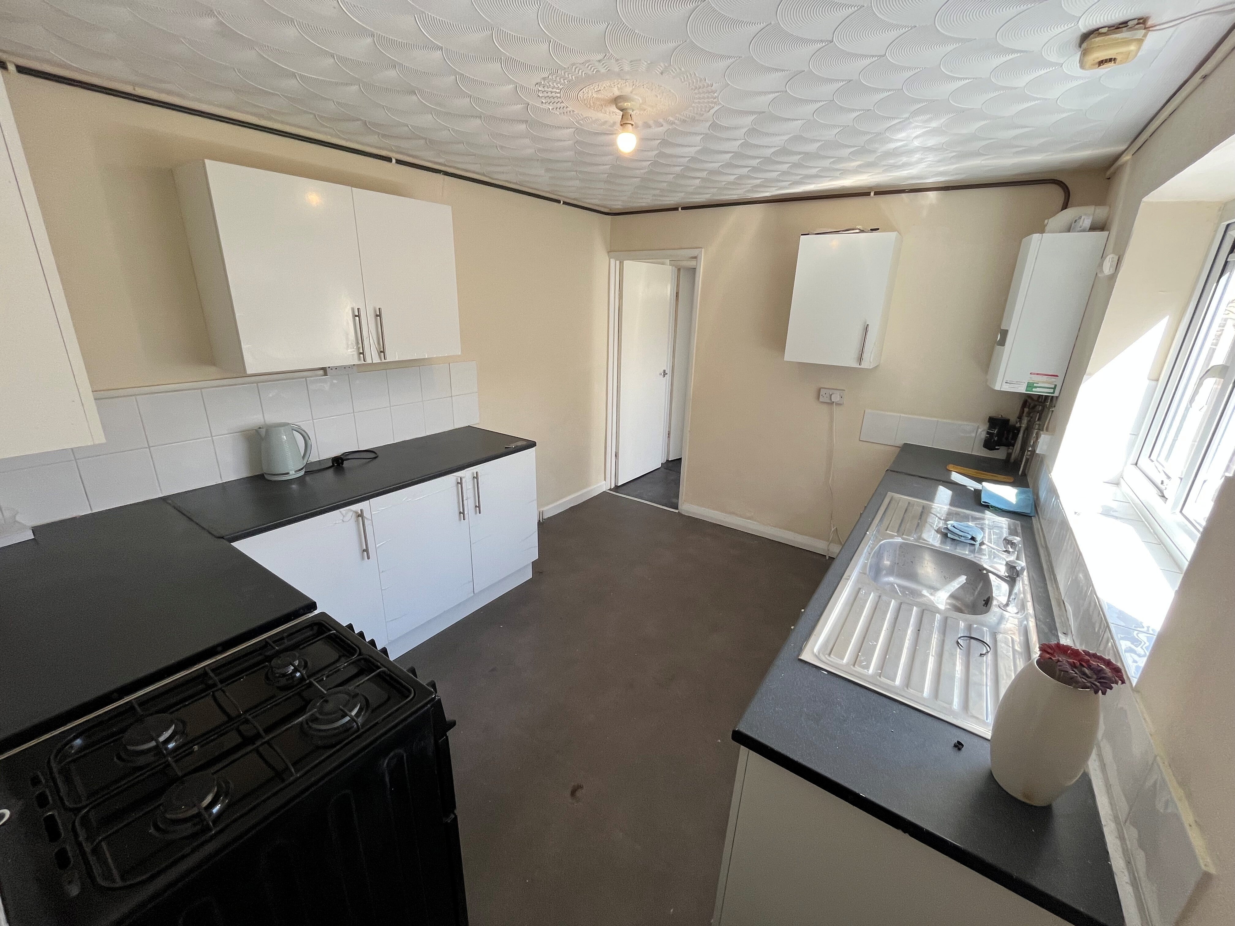 Flat Livingstone Road in Southampton