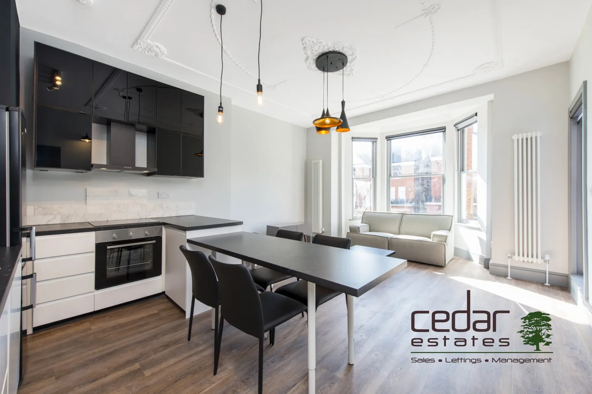 Flat Canfield Gardens in Greater London