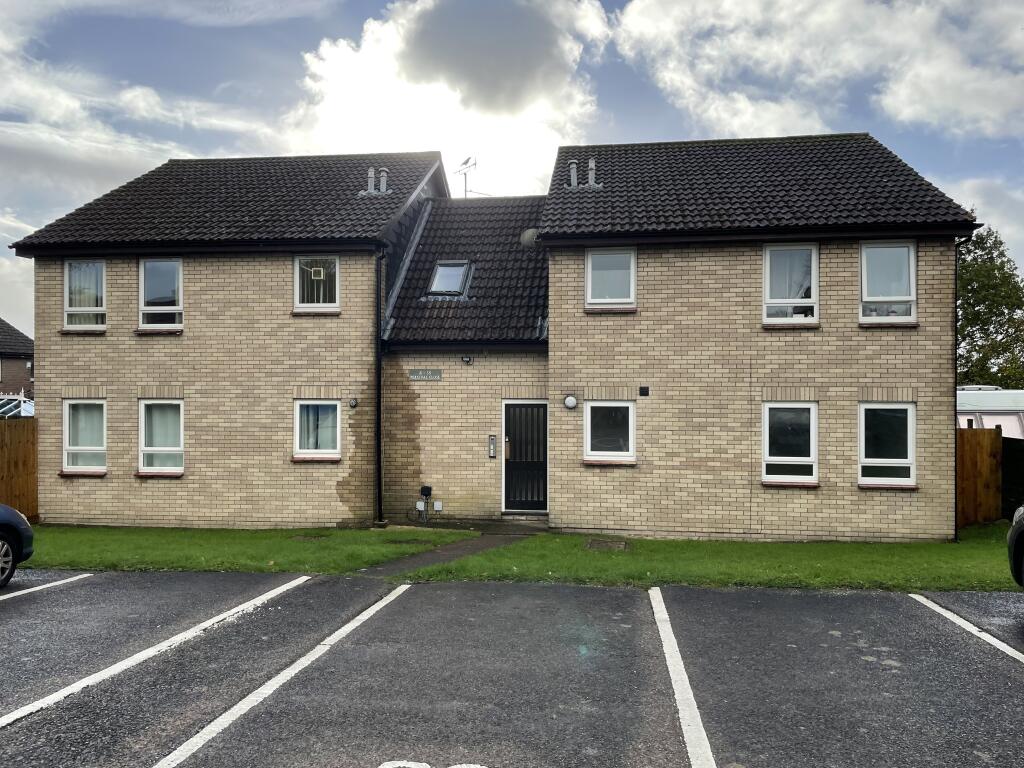 Room Percival Close in Cardiff