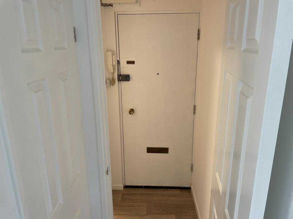 Room Percival Close in Cardiff
